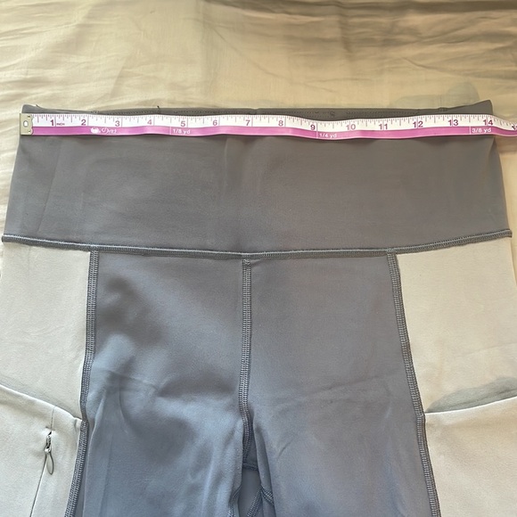 Athleta Color Block All In 7/8 Tight size medium - Picture 9 of 15